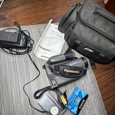 Panasonic Palmcorder 150x Digital Zoom PV-D300D w/case, cords, charger...Works