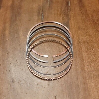 NEW spade kate ページ ring♡ YORK（ケイト・スペード リング 指輪 ニューヨーク） ピンズ・ピンバッジ・缶バッジ