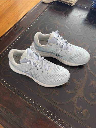 Women’s New Balance 520 Ice Blue Running Shoes Size 8 W520LN8 Gym Walking Casual - Picture 2 of 7
