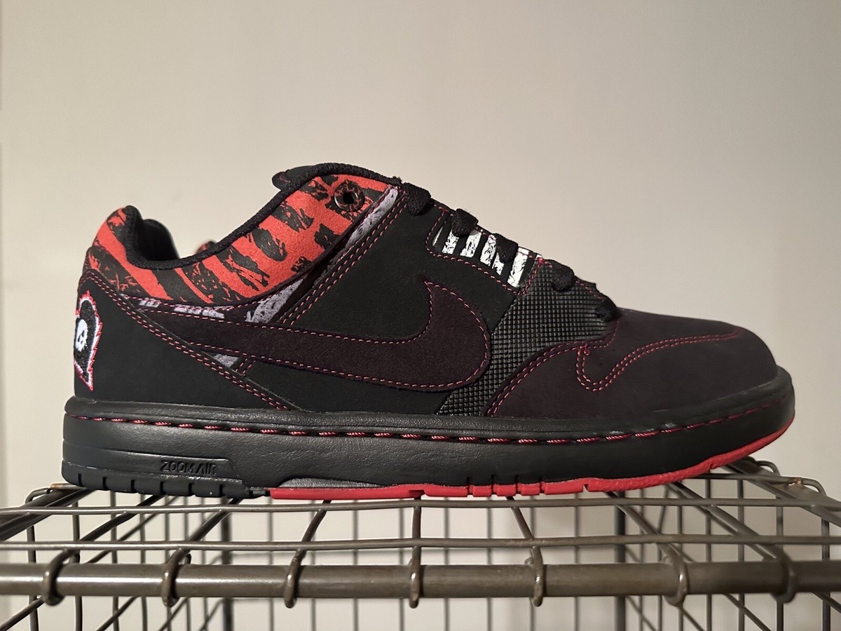 Size 10.5 - Nike Air Zoom Cush Premium 6.0 x Alkaline Trio Heart