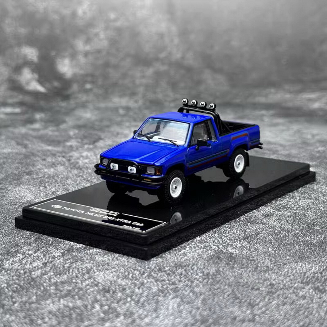 GCD 1/64 Scale Hilux SR5 XTRA Cab Pickup Blue Diecast Car Model