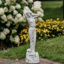 Venus auf Wasserspiel  Steinfigur 72 cm 15 kg Grau Weißbeton frostsicher