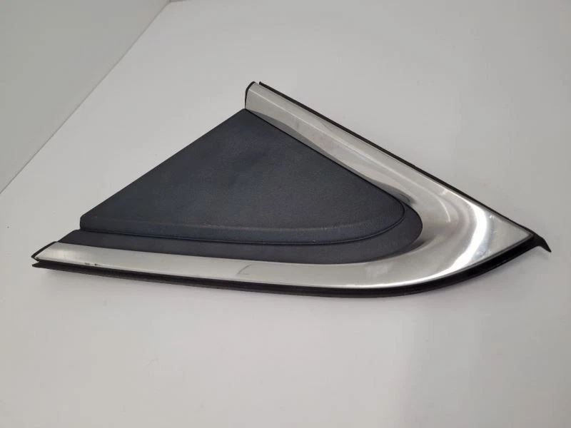 Ford Edge LH 2015-2022 guardabarros izquierdo triángulo moldura negro Foto 3 de 4