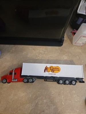 Cracker Barrel Plastic Semi Truck & Box Trailer Red Cab 4in White Trailer 12 in