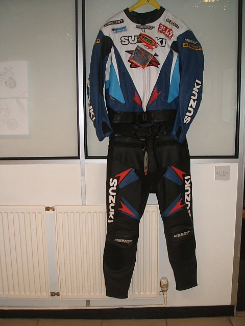 Scott hot sale motorcycle leathers