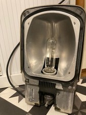 LAMPADAIRE POUR ECLAIRAGE PUBL…