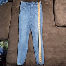 SPANX JEANS SMALL 26x26