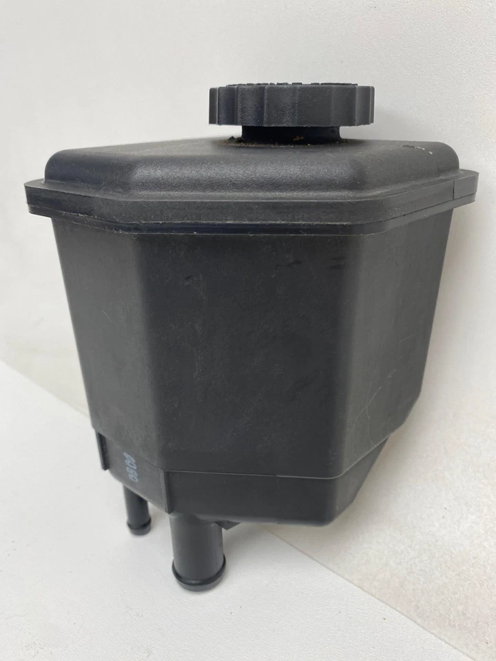 Резервуар гидроусилителя руля 04782345AC подходит для зарядного устройства Dodge 2006 - 2010 годов выпуска 3,5 л - Изображение 3 из 4