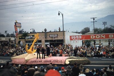 ROSE PARADE FLOAT Found SLIDE Photo VINTAGE 35mm 1950's PASADENA T 312 LA 92 N