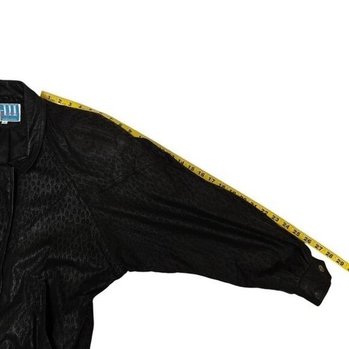 G-III black leopard embossed dolamn sleeve belted vintage leather jacket medium - Picture 13 of 13