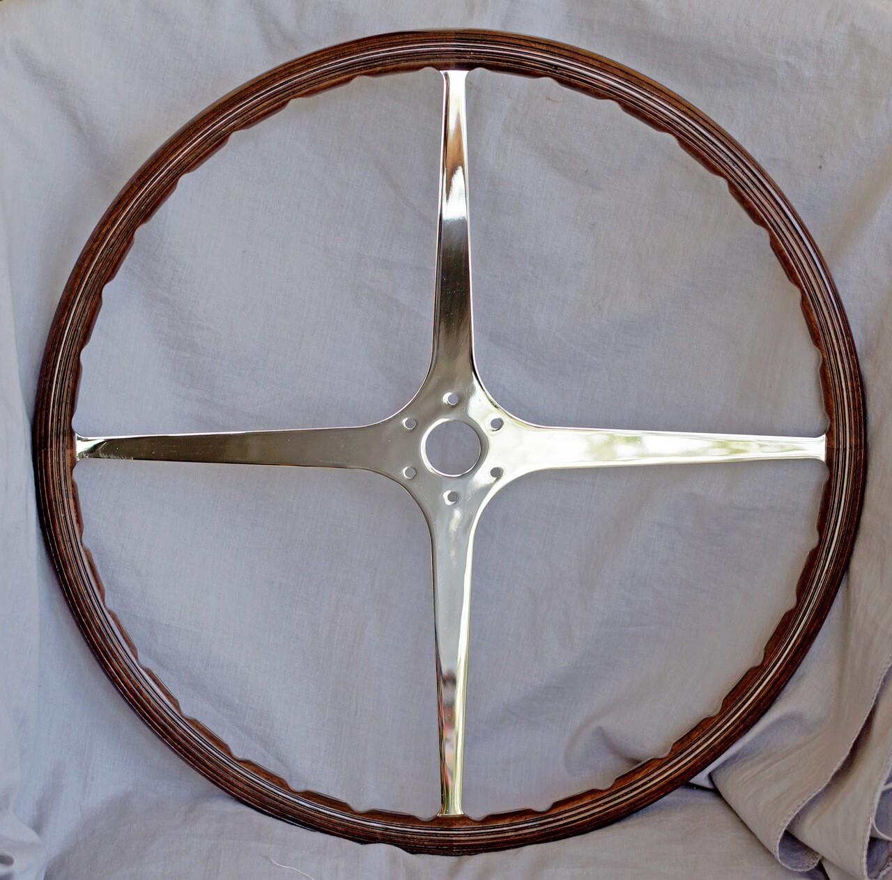 Wood Steering wheel restoration; Nardi, Porsche, Ferrari, Maserati, Lamborghini