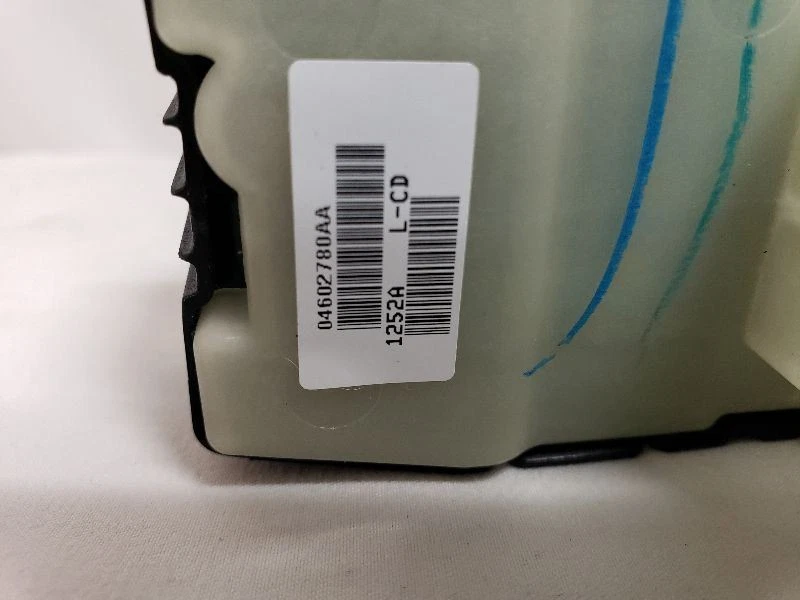 04602780AA Front Driver Master Window Switch 11-17 COMPASS F2B17 - Image 4 of 4