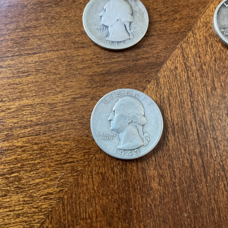 Lot of 4 90% Silver Washington Quarters 1934, 1943 P, 1943 S, 1946 D GREAT SET - Image 4 of 4