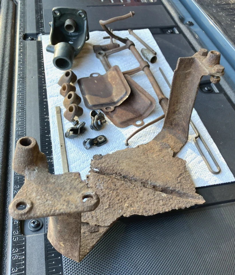 Início de 1928 Ford Modelo A Peças bomba de água suporte de bateria acelerador bastão de imersão - Imagem 2 de 4