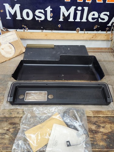 NOS OEM 1968-1972 Ford Econoline Van Radio Bezel & Hardware Kit C8UZ-18842