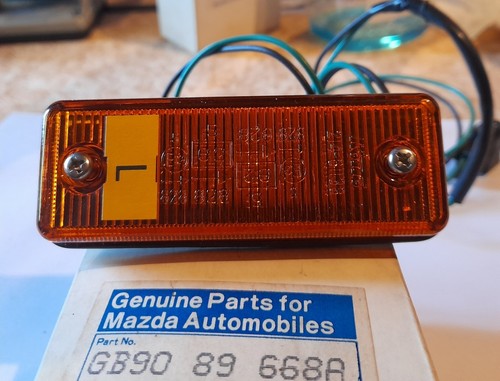 Mazda 626 Seitenblinker links Kotflügel 1983-1991 EAN 4059743304653 - Bild 2 von 7