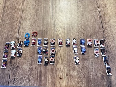 Stranger Things Kinder Joy Funko Pops mit Beilagezettel