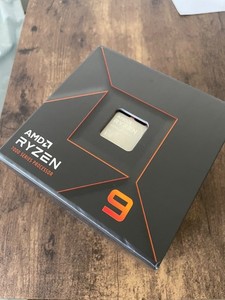 AMD Ryzen 9 7950x Processor (5.7 GHz, 16 Cores, LGA 1718/Socket AM5)