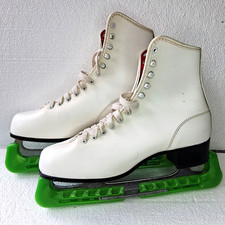 Women s Size 10 Imperial Ice Skates White Vintage