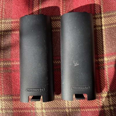 Nintendo Wii remote Battery Covers Set Of 2 - Image 1 of 2