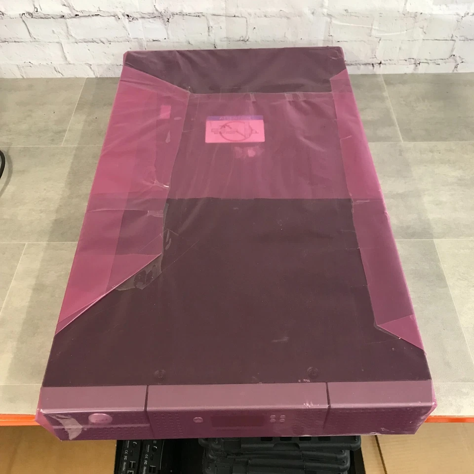 Dell PowerVault TL2000 2U Tape Library - Brand New - Image 4 of 4