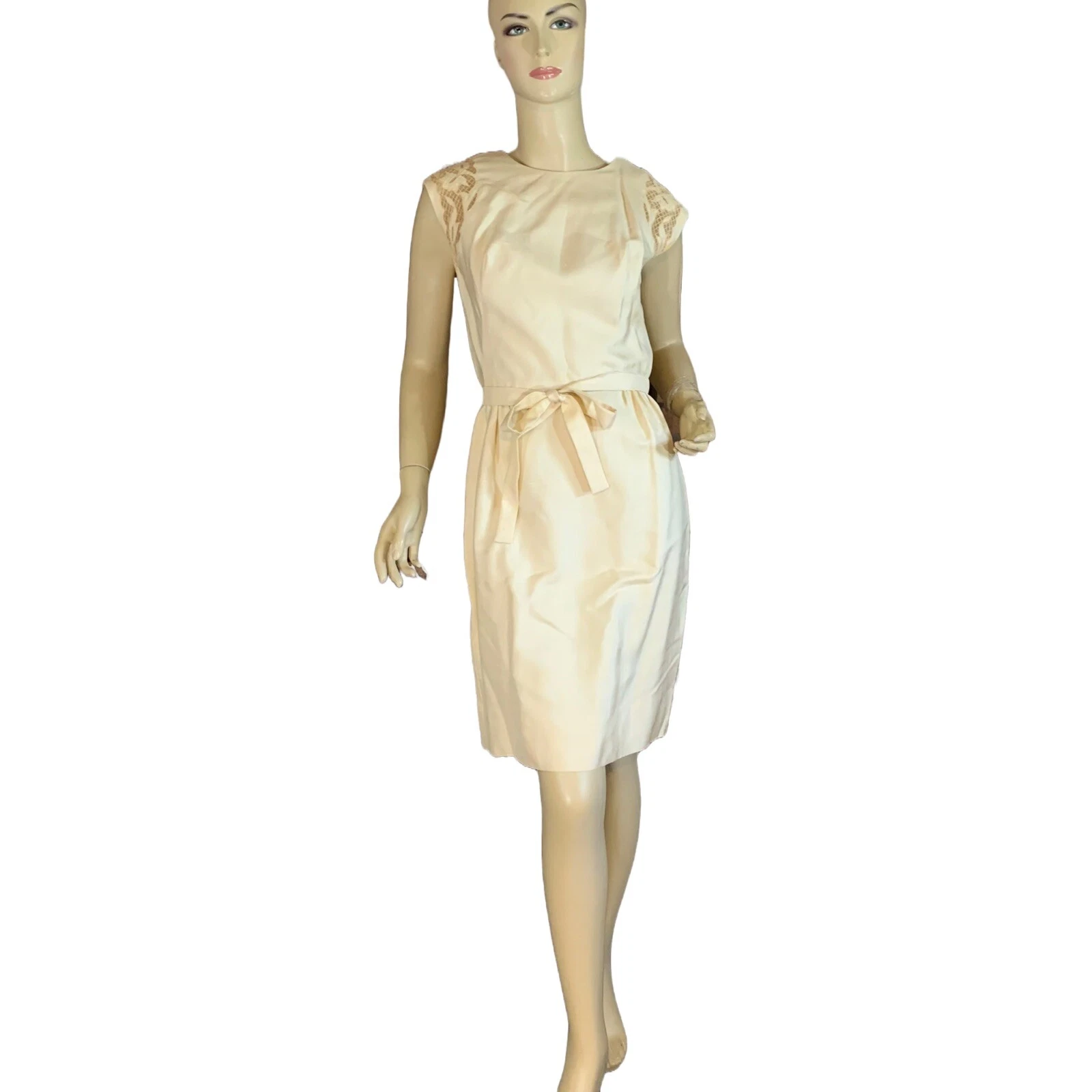 WOMEN'S VINTAGE CIRCA 1960'S CREAM PARNES FEINSTEIN SHEATH DRESS APPX SZ S/M