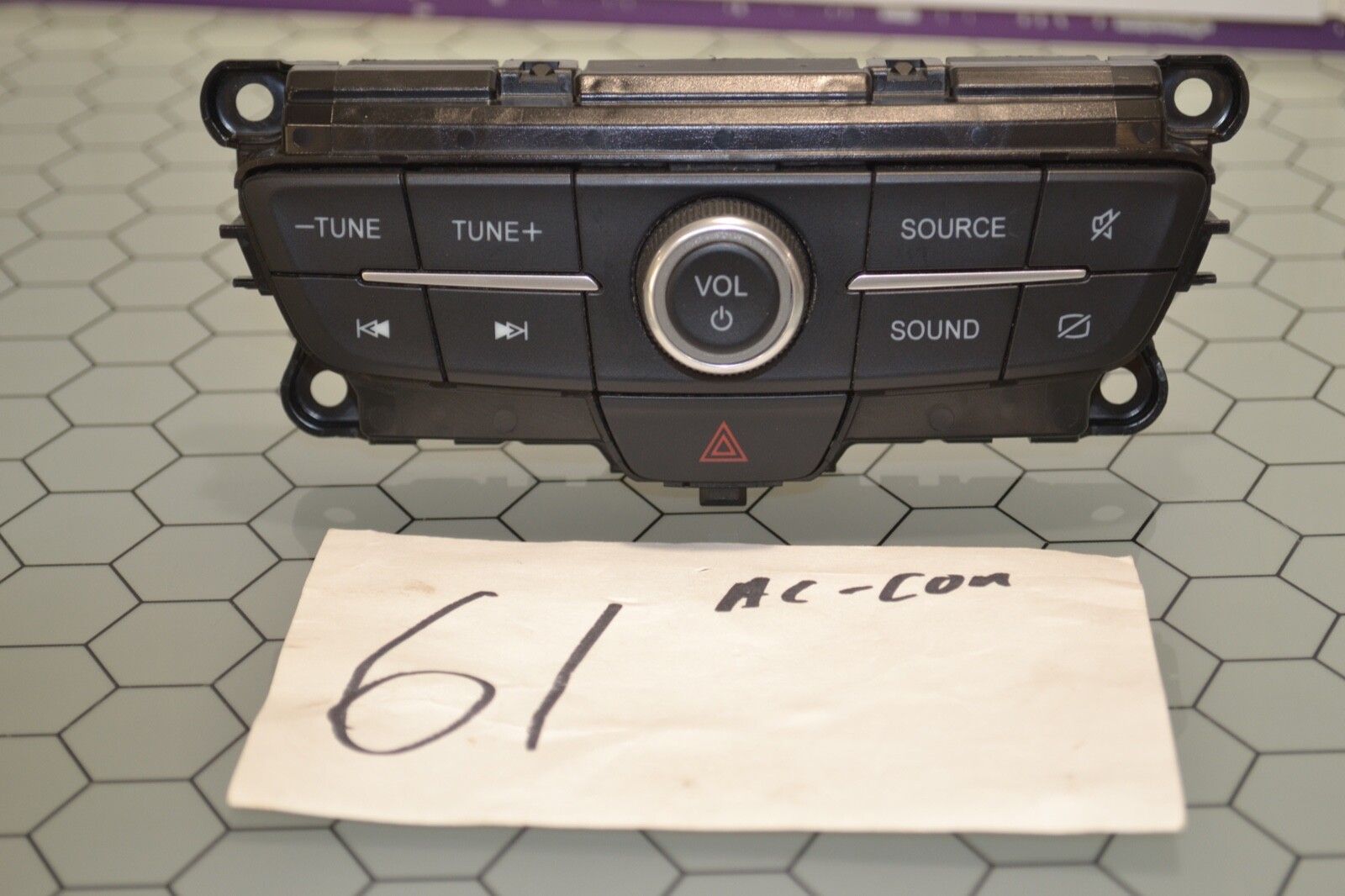 17 18 19 Ford Escape Radio Audio Control Used Stock #61-AC