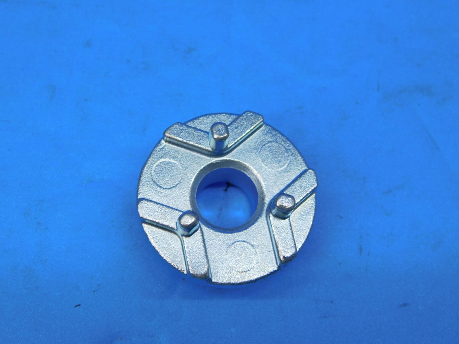 Echo CS-305 CS-306 CS-330T Clutch Removal Tool X640000011 BOX 2700-image