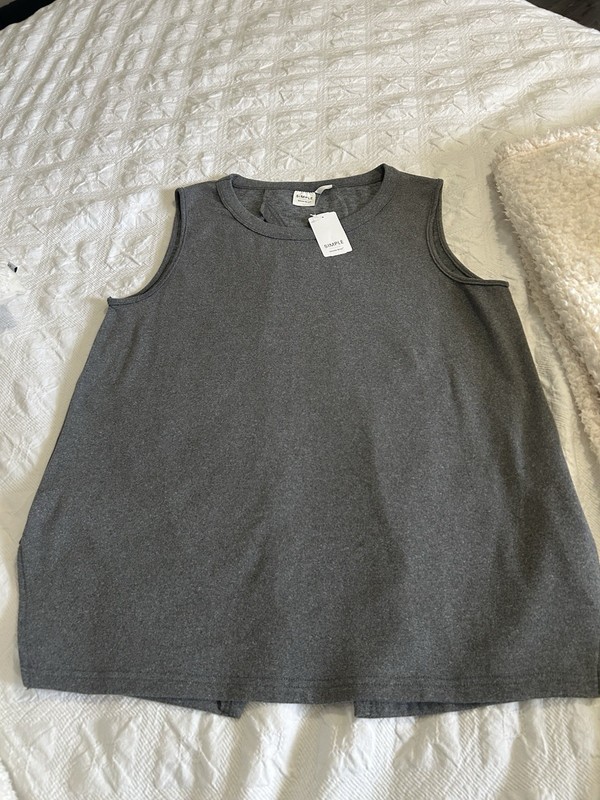 Women’s XL Simple Tank top Brand New With Tags  $57 Super Soft And Comfy Grey