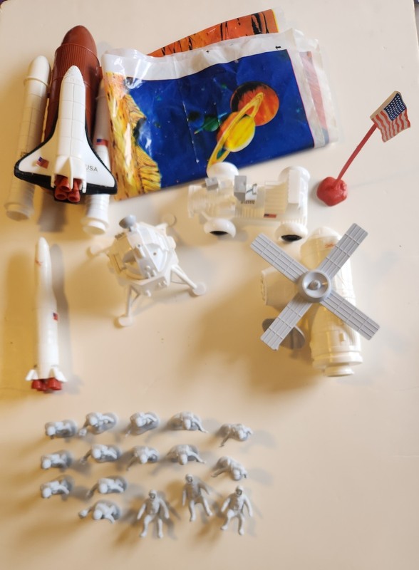 space toys play set