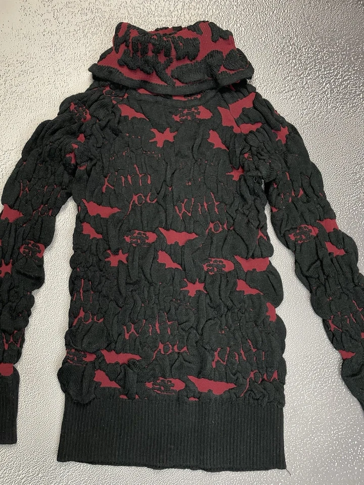 Suéter Pullover Desigual Para Mujer Negro Rojo Cuello Alto Acrílico Talla XL Foto 3 de 4