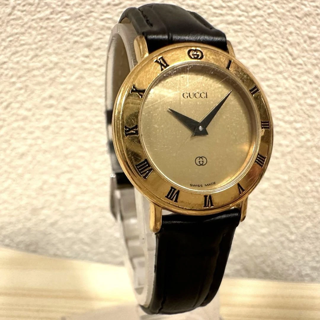 Montre Vintage Femme Gucci 3000L Quartz Dorés Ceinture Neuve Pile Neuve du Japon