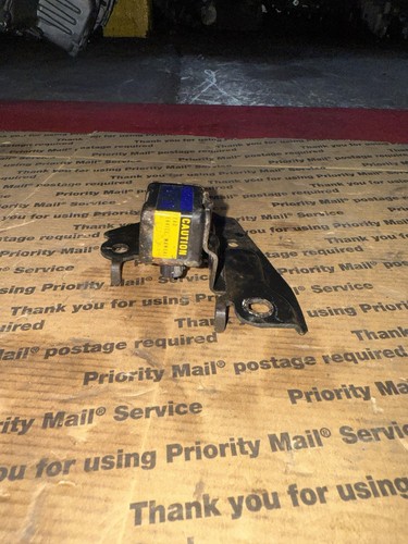 SUBARU WRX STI 2002-2007 OEM FRONT LEFT DRIVER SENSOR CONTROL MODULE UNIT - Picture 4 of 11