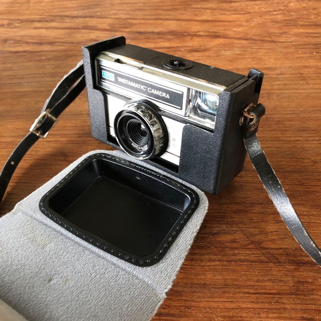 フィルムカメラ Kodak Instamatic camera 177x Vintage Kodak Instamatic Camera 177x Silver Kodar Lens with Cover