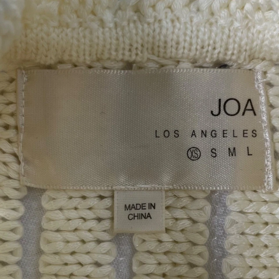 Suéter cuello embudo JOA para mujer tejido crema manga corta rayas transparentes talla XS Foto 4 de 4