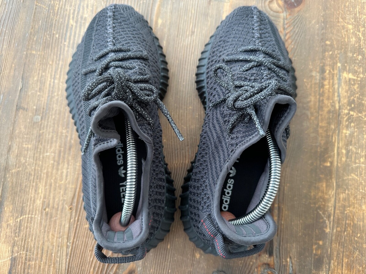 Adidas Yeezy Boost 350 V2 Black (non-reflective) Shoes Adidas Yeezy Boost 350 V2 Black (non-reflective) Shoes