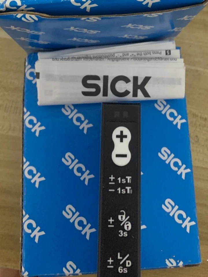 1PC Brand New SICK UFN3-70B413 Ultrasonic Notch Sensor FedEx or DHL or UPS - Image 4 of 4