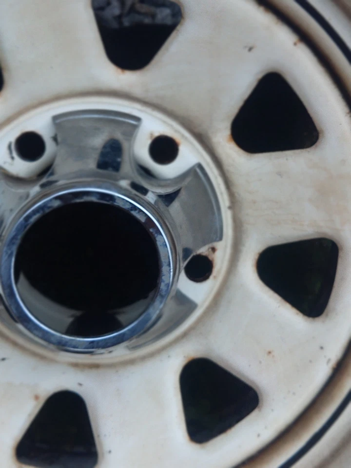 Set of 4 Jeep CJ5 CJ7 CJ8 Factory 15x7 Wheel OEM Jeep Wagon Wheels Steel Rims  - Image 4 of 4