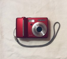 Samsung Digimax S630 6.0MP Red Digital Camera