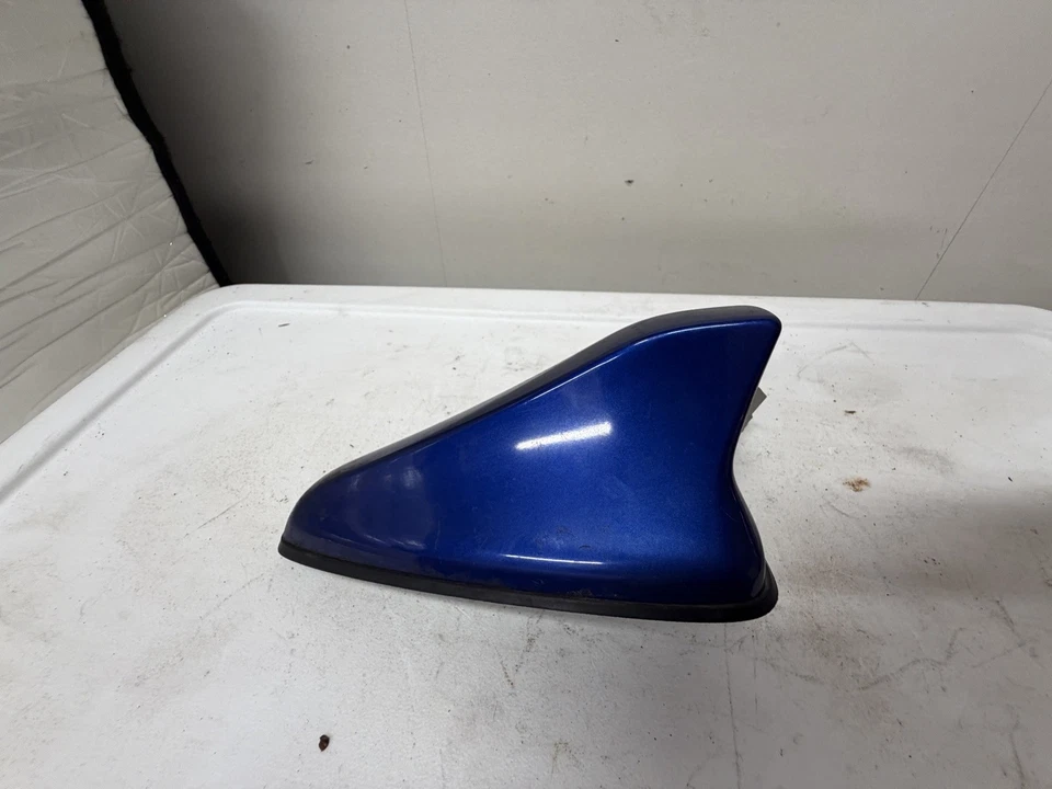 Antena de techo OEM para Hyundai Ioniq HEV, PHEV 96210-G2100-YP5 azul intenso (YP5) Foto 4 de 4