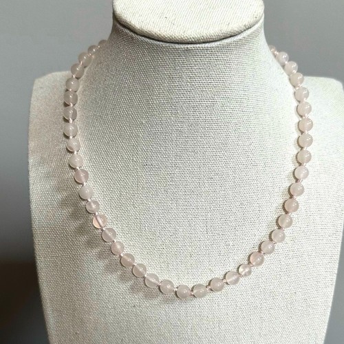 Collana Lauren Ralph Lauren LRL rosa chiaro perline oro monogramma chiusura ciondolo - Foto 7 di 13