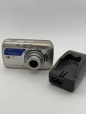 Olympus Stylus 600 Point  Shoot Digi Digital Camera w/ Battery Charger