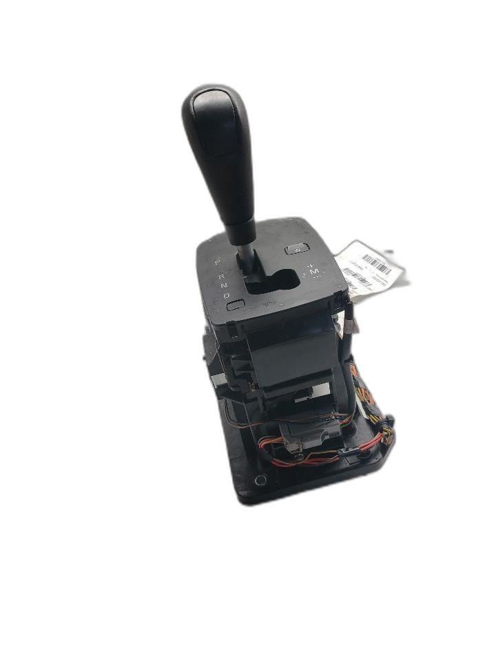 2007 Volvo S40 Transmission Shift Assembly Part 1348937