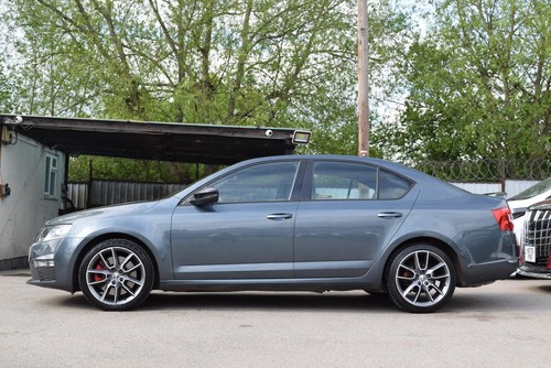 2015 SKODA OCTAVIA 2.0 TDI CR 184 VRS HATCHBACK MANUAL HUGE SPEC 2 KEYS NAVI - Picture 8 of 20