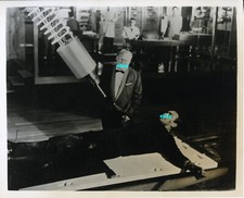 *Sean Connery Gert Fröbe Golfinger Guy Hamilton photo argentique vintage