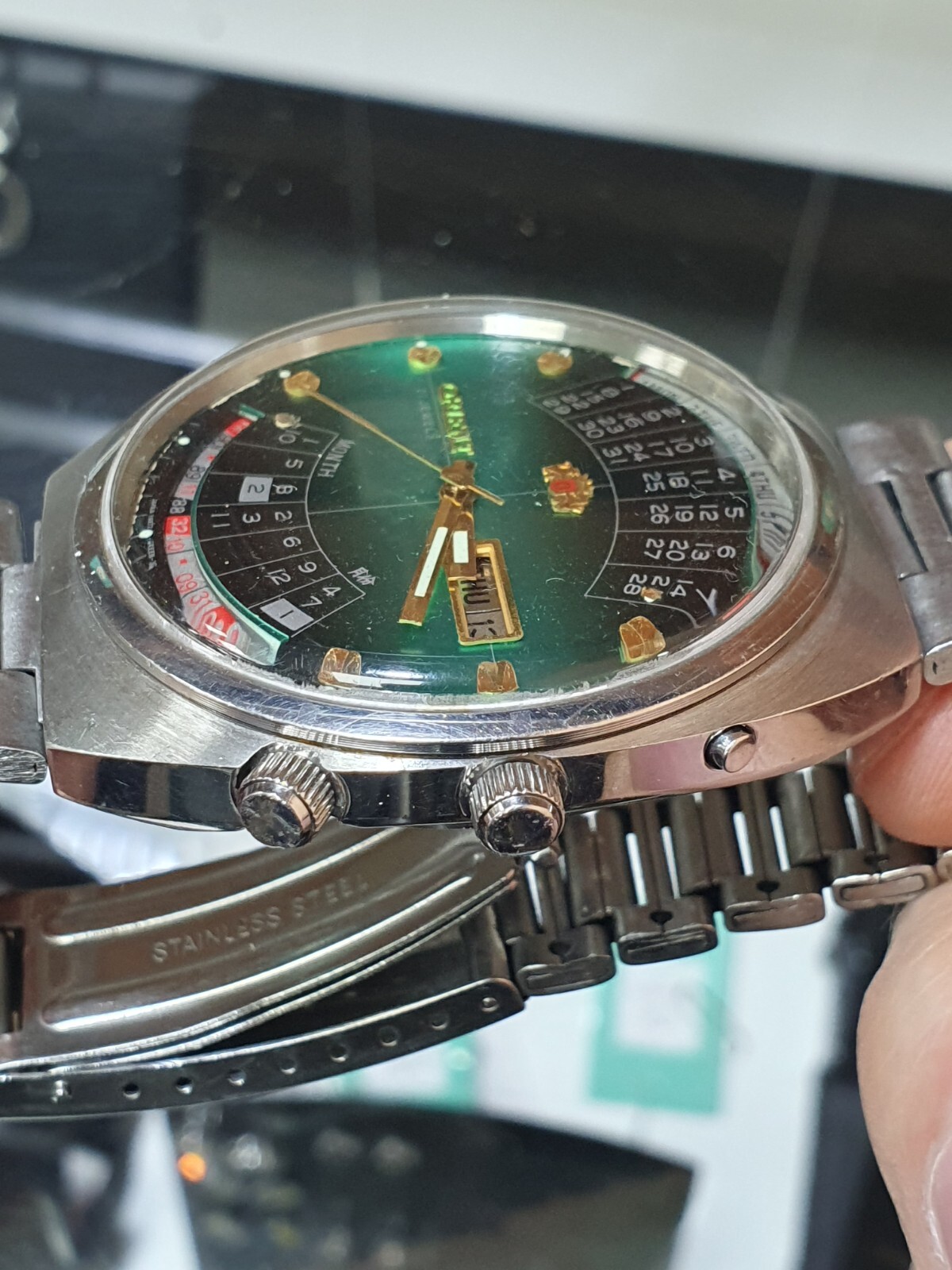Serviced ORIENT College Multi-Level Calendar Ref.… - image 12