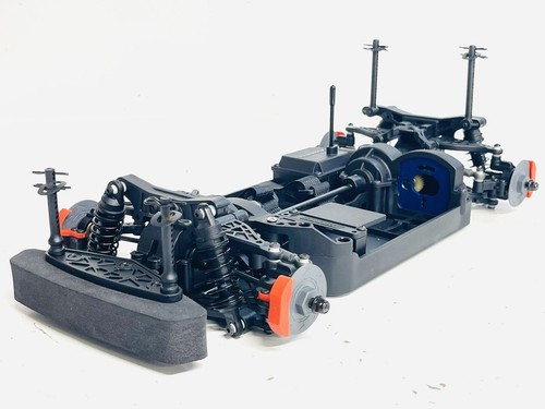 New TEAM ASSOCIATED APEX 2 SPORT DATSUN 240z 1/10 4x4 RC Roller Slider Chassis - Picture 3 of 10