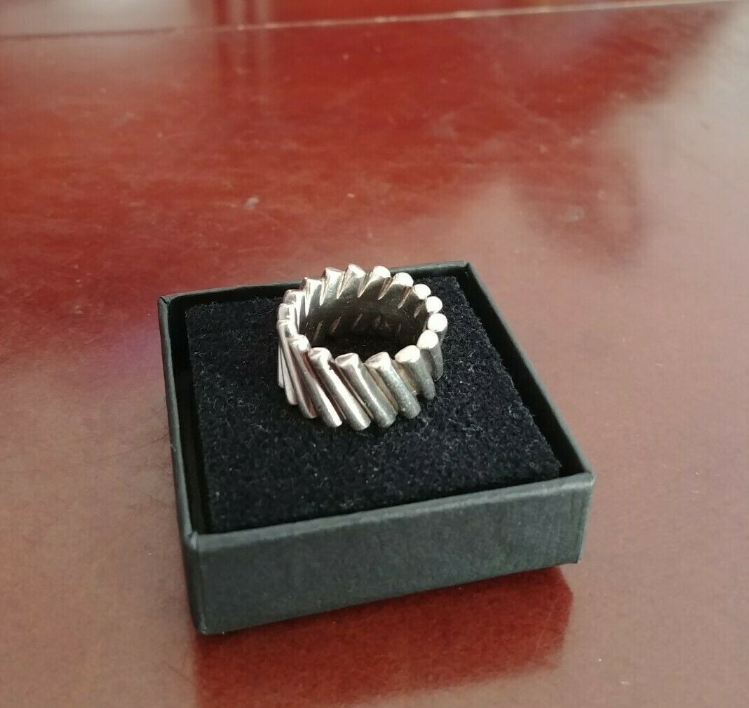 Woman's Solid Sterling Silver Designer Falling Ba… - image 9