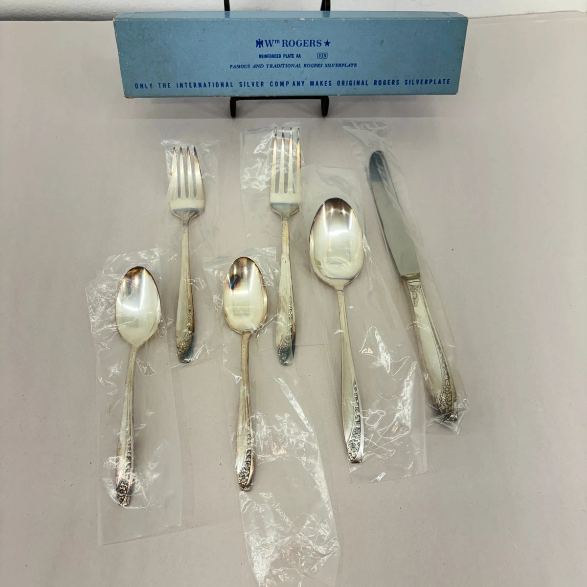Wm. Rogers & Son Standard Set Flatware Sets for sale | eBay