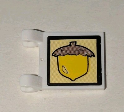 LEGO Flag White 2x2 Square with 2 Clips SpongeBob Sandy Acorn Pattern Piece 3831